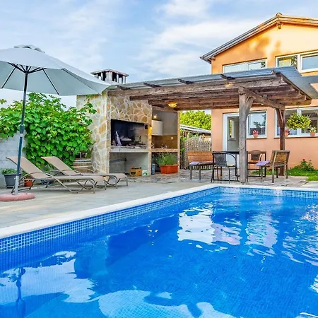 Villa Iness