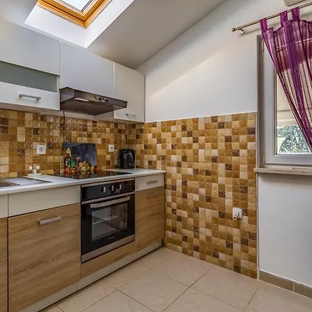 Iness * メドゥリン